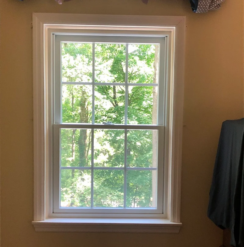 Interior view of an Andersen 400 Series Tilt Wash double hung installed in Cortlandt Manor, NY